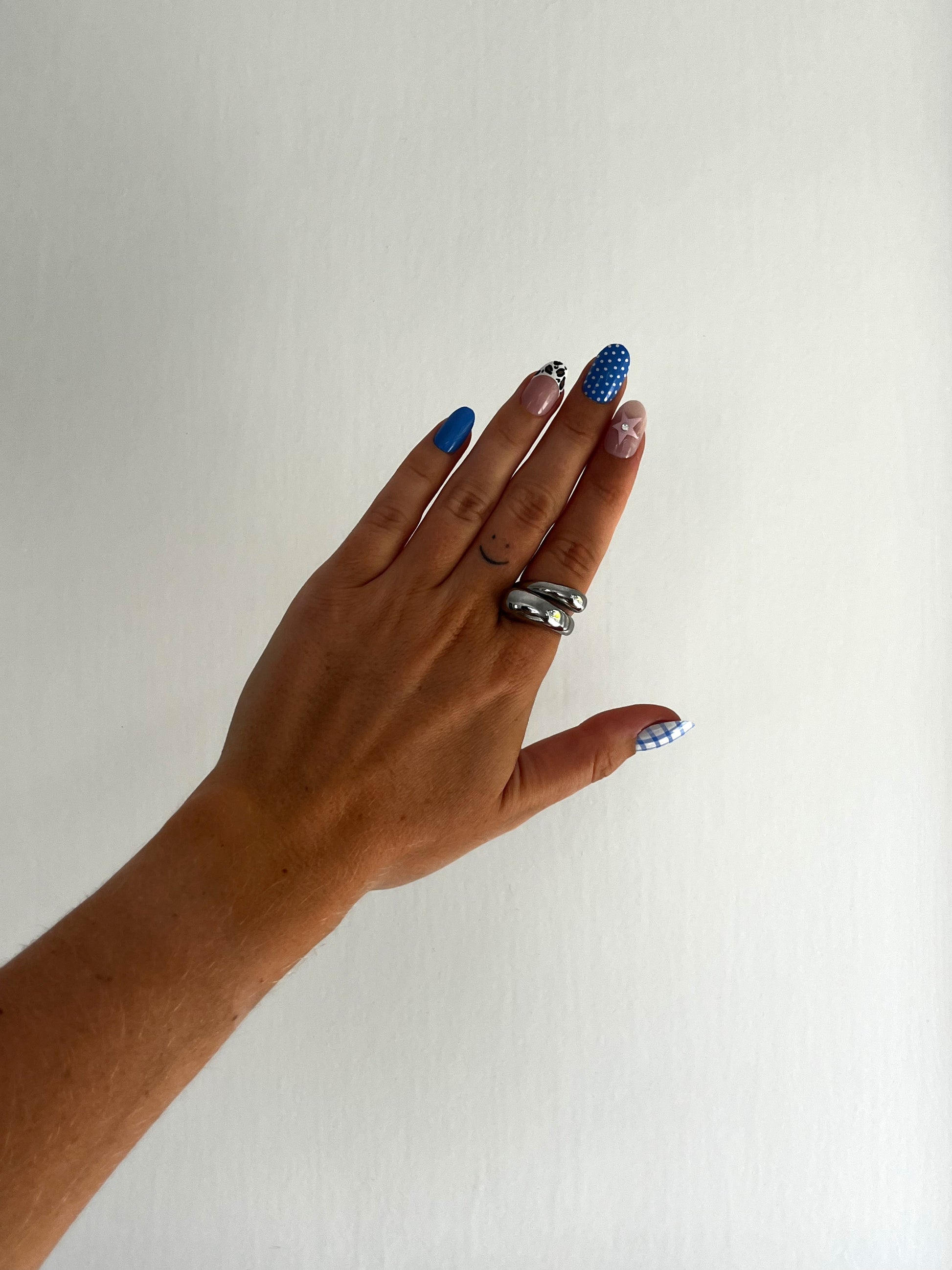 Unisex silver stainless steel spin wrap around dome ring, statement jewelry for men and women