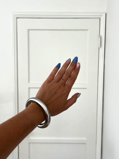 THE CLEAN BANGLE, high-polish stainless steel smooth bracelet, unisex minimalist jewelry